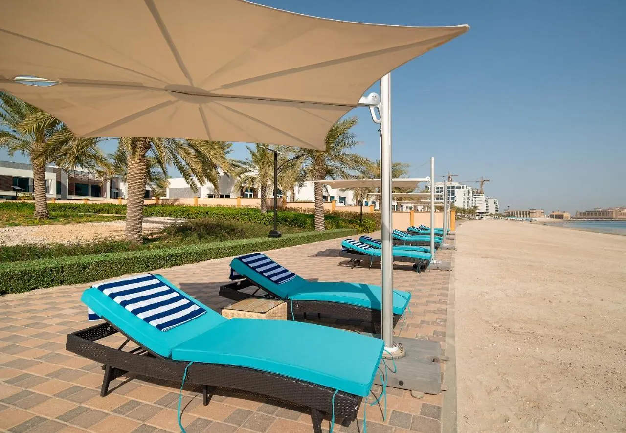 Globalstay At Palm Jumeirah Beachfront Paradise With Pool And Gym Dubaï 0*,