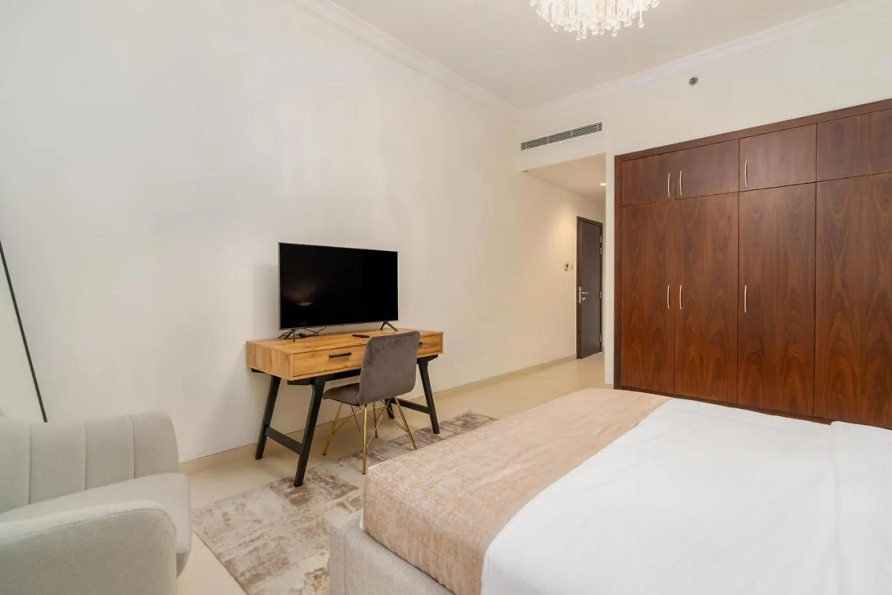 Globalstay At Palm Jumeirah Beachfront Paradise With Pool And Gym Dubaï Appartement