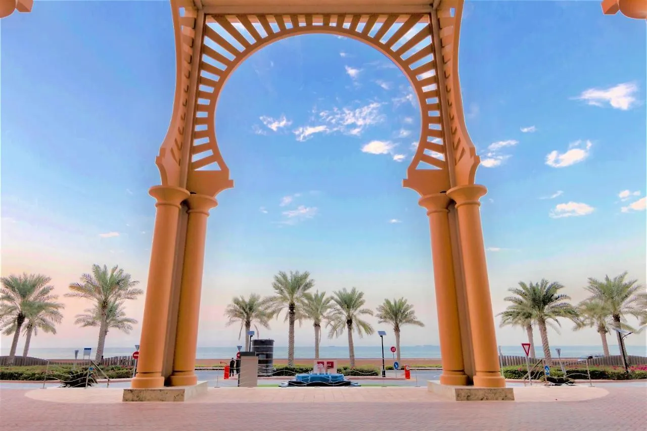 Globalstay At Palm Jumeirah Beachfront Paradise With Pool And Gym Dubaj 0*,  Zjednoczone Emiraty Arabskie