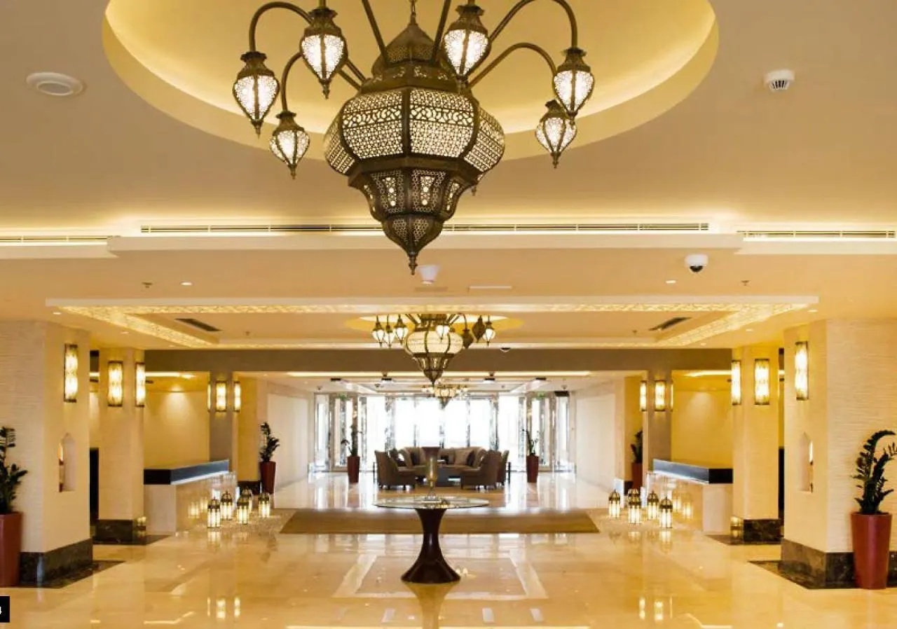 Apartament Globalstay At Palm Jumeirah Beachfront Paradise With Pool And Gym Dubaj Zjednoczone Emiraty Arabskie